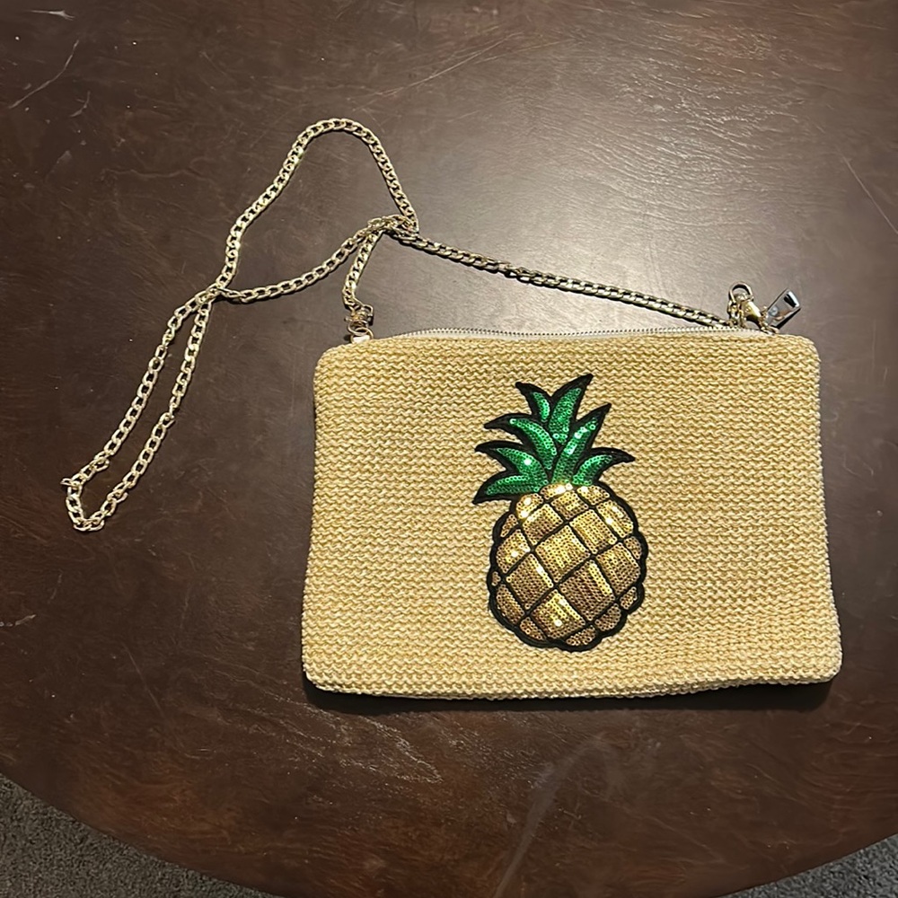 Pineapple chain bag